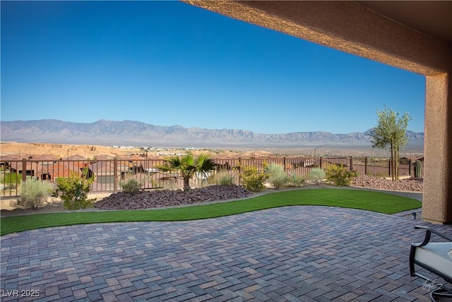 1130 Calico Rdg, Mesquite, NV 89034 - view of patio / terrace featuring a mountain view