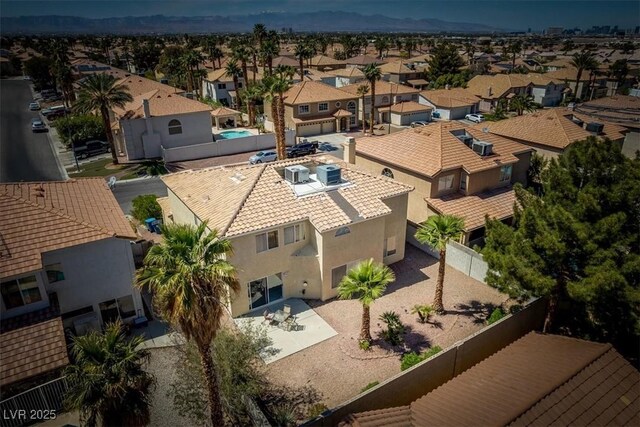 bird's eye view with a residential view