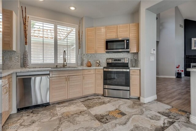 8541 Heather Downs Dr, Las Vegas, NV 89113 - photo 9