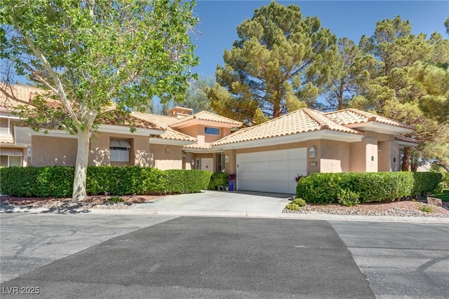 8541 Heather Downs Dr, Las Vegas, NV 89113 - photo 27