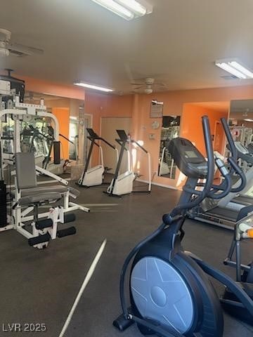 exercise room featuring a ceiling fan
