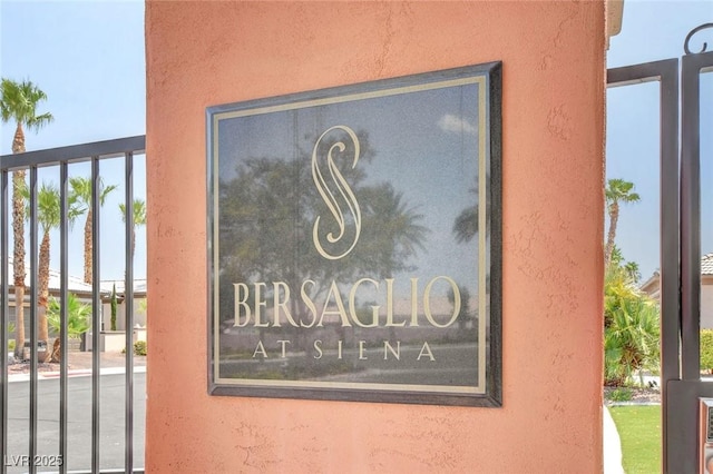 details featuring stucco siding