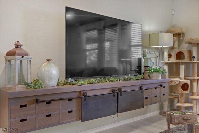 8992 Sparkling River Ct, Las Vegas, NV 89178 - interior space