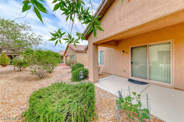 6116 Tokara Ave, Las Vegas, NV 89122 - view of yard with a patio area