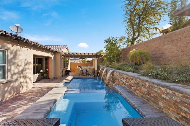 view of pool with fence, a pergola, a pool with connected hot tub, and a patio