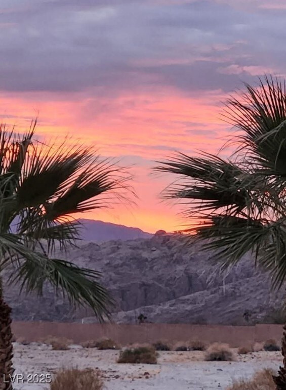 3740 Desert Marina Dr Unit 11, Laughlin, NV 89029 - view of mountain backdrop