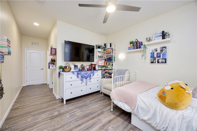 bedroom featuring baseboards, visible vents, recessed lighting, and light wood-style floors