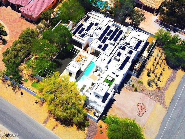 8525 W Verde Way, Las Vegas, NV 89149 - view from above of property featuring a pool