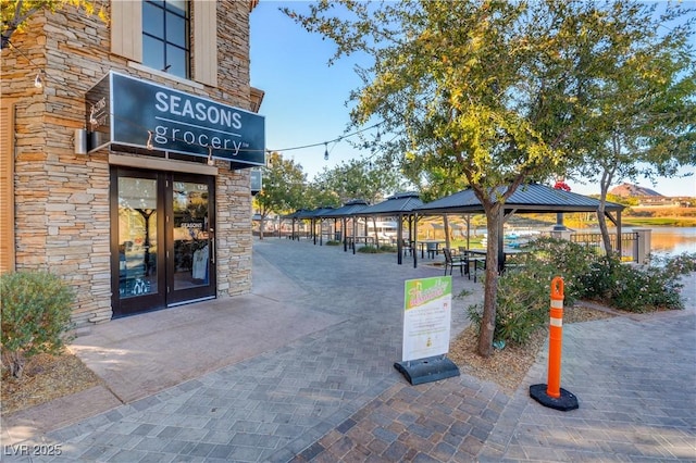 54 Mirage View Dr, Henderson, NV 89011 - surrounding community featuring a gazebo