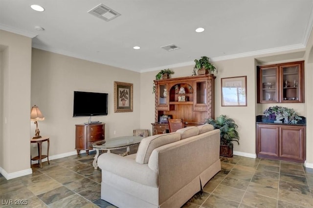 living room featuring recessed lighting, visible vents, crown molding, and baseboards