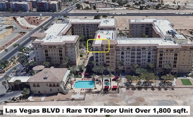 2455 W Serene Ave Unit 923, Las Vegas, NV 89123 - view of urban area with a pool