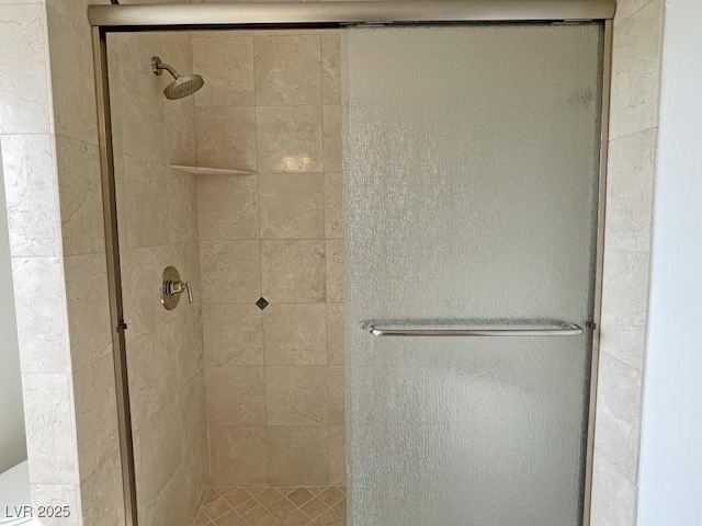 825 Happy Sparrow Ave, Henderson, NV 89052 - bathroom with a shower stall