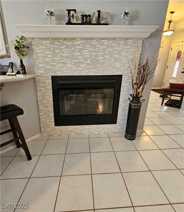 2022 Big Bend Way, Henderson, NV 89074 - detailed view of a tiled fireplace