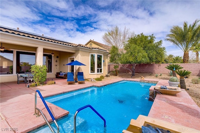 4624 Leon De Oro Dr, Las Vegas, NV 89129 - view of swimming pool featuring a ceiling fan, a patio area, and a fenced backyard