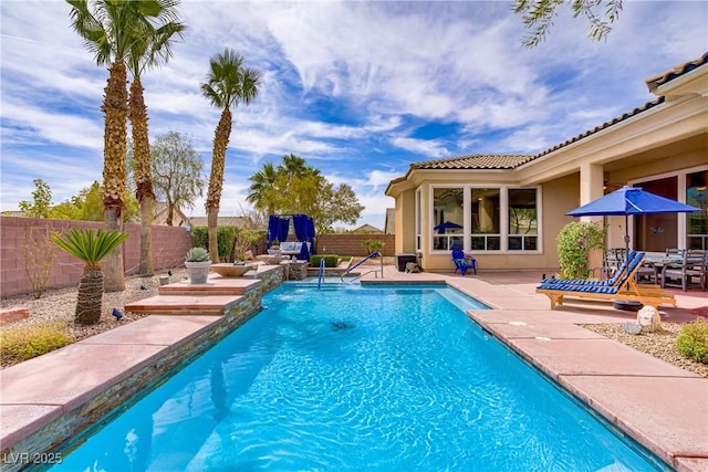 4624 Leon De Oro Dr, Las Vegas, NV 89129 - view of swimming pool featuring a patio area and a fenced backyard