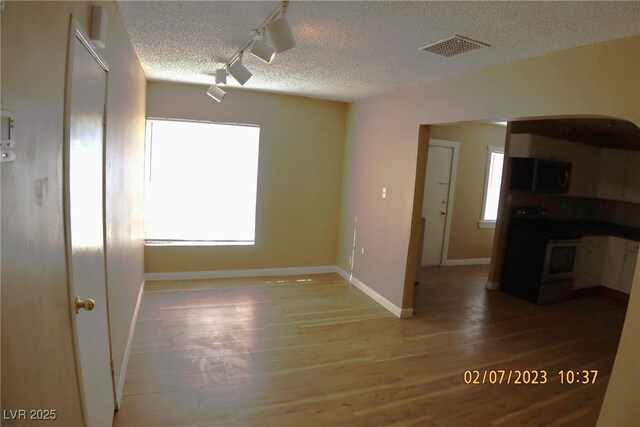 10 E Bonanza Rd, Las Vegas, NV 89101 - photo 15