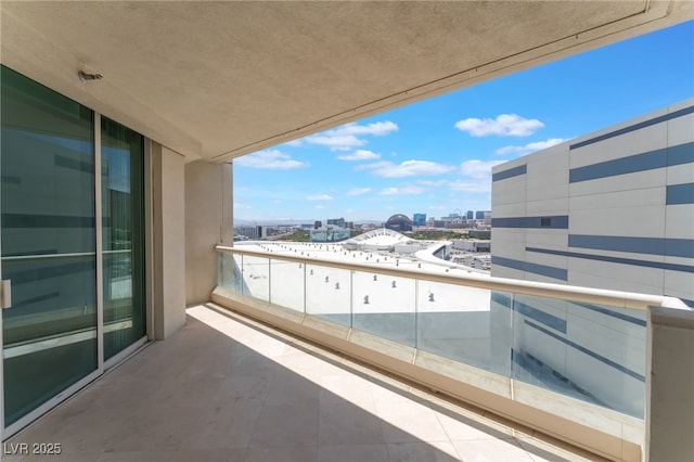 2877 Paradise Rd Unit 1806, Las Vegas, NV 89109 - balcony with a city view