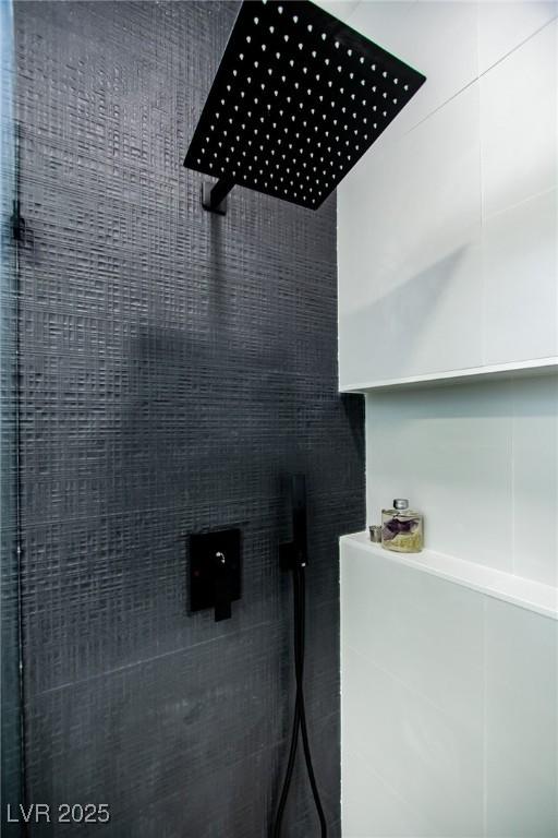 10709 Hunters Woods Pl, Las Vegas, NV 89134 - bathroom view of a tile shower