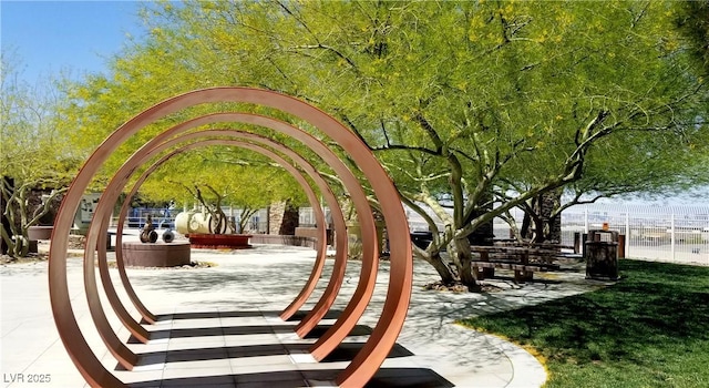 2305 W Horizon Ridge Pkwy Unit 3713, Henderson, NV 89052 - surrounding community featuring fence
