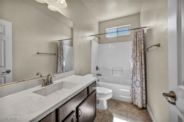 full bath featuring tile patterned flooring, shower / bathtub combination with curtain, toilet, vanity, and baseboards