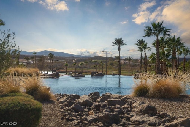 water view featuring a mountain view