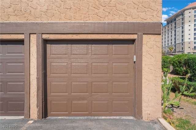 4687 Monterey Cir Unit 1, Las Vegas, NV 89169 - view of garage