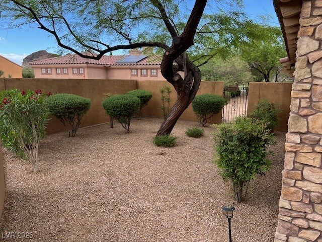 1091 Casa Palermo Cir, Henderson, NV 89011 - photo 3