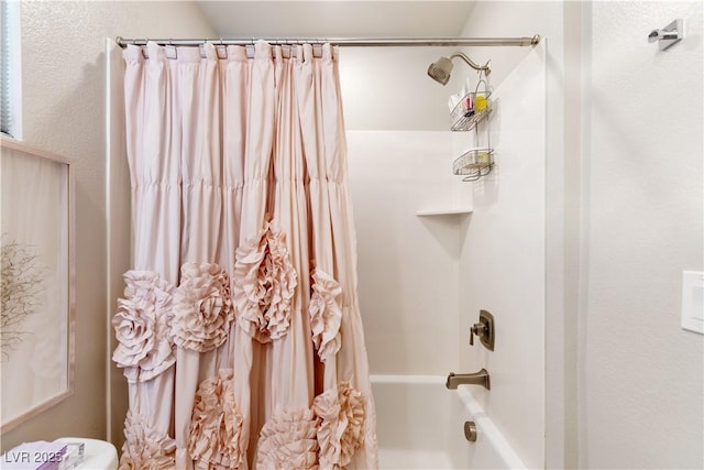 full bath with shower / tub combo