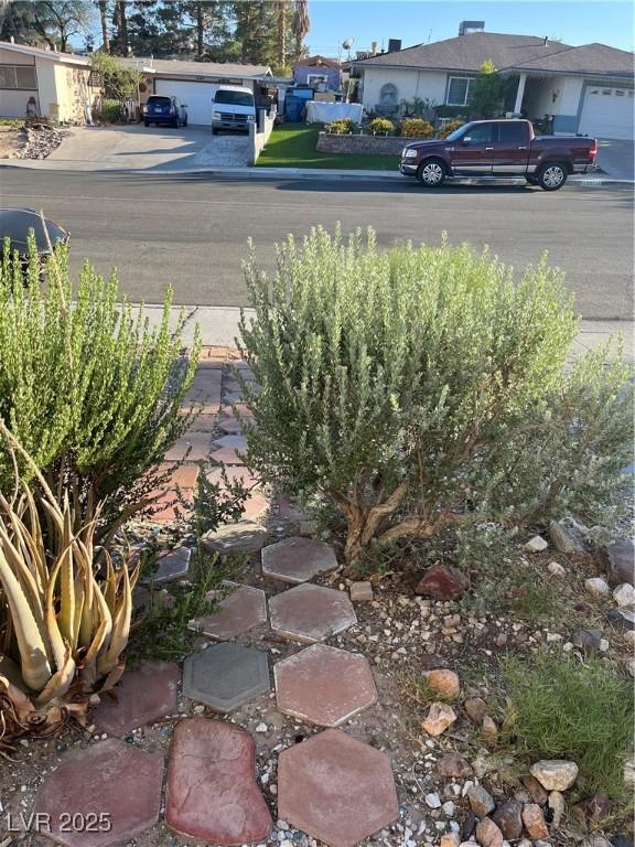 3976 Ventura Way, Las Vegas, NV 89121 - photo 9