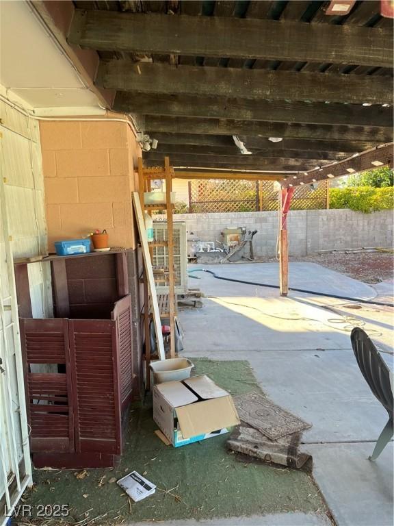 3976 Ventura Way, Las Vegas, NV 89121 - photo 18