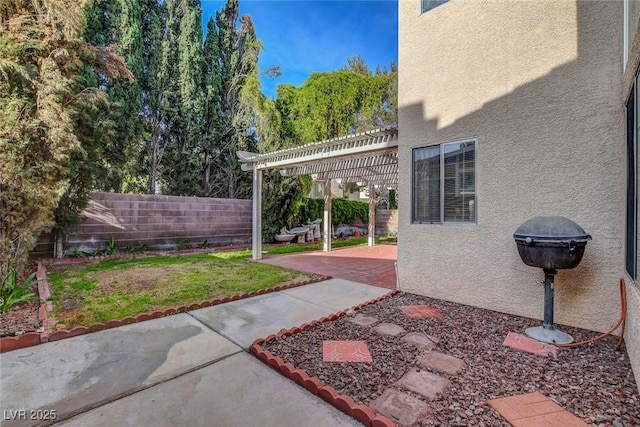 8236 Bermuda Beach Dr, Las Vegas, NV 89128 - view of yard with a patio, a fenced backyard, and a pergola