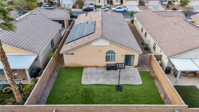 bird's eye view with a residential view