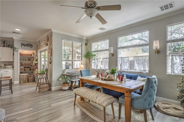 sunroom / solarium featuring visible vents