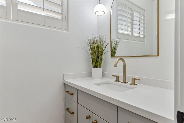 bathroom with vanity