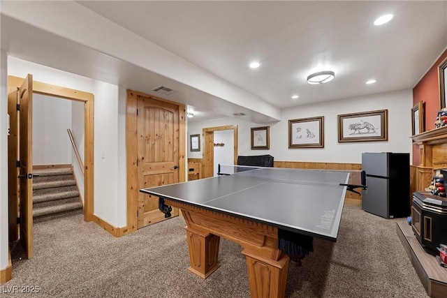 game room with light colored carpet, recessed lighting, baseboards, and visible vents