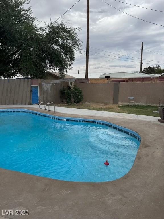 4834 E Van Buren Ave, Las Vegas, NV 89110 - view of pool