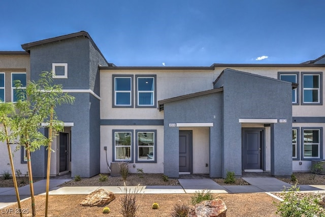 view of front of house with stucco siding