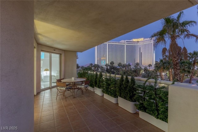 2857 Paradise Rd Unit 305, Las Vegas, NV 89109 - view of balcony