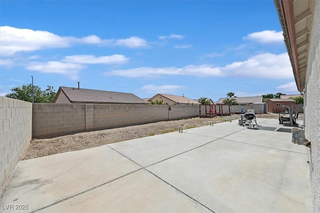 2805 El Cubano Ct, North Las Vegas, NV 89030 - view of patio with a fenced backyard