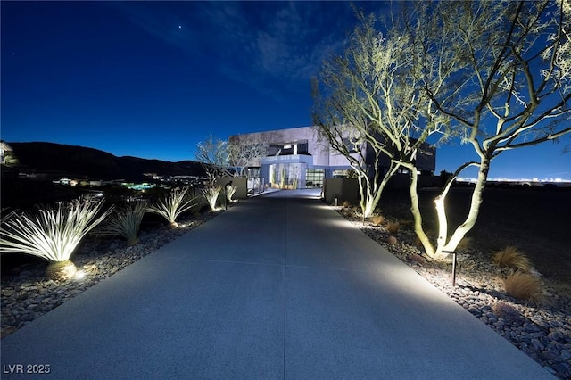 811 Magnum Cliff Ct, Henderson, NV 89012 - view of street with concrete driveway and a gate