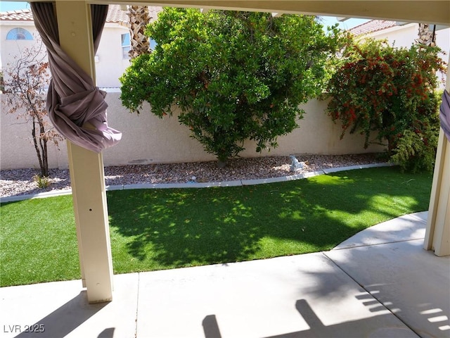 6508 Alpine Forest Ct, Las Vegas, NV 89149 - view of yard featuring a patio