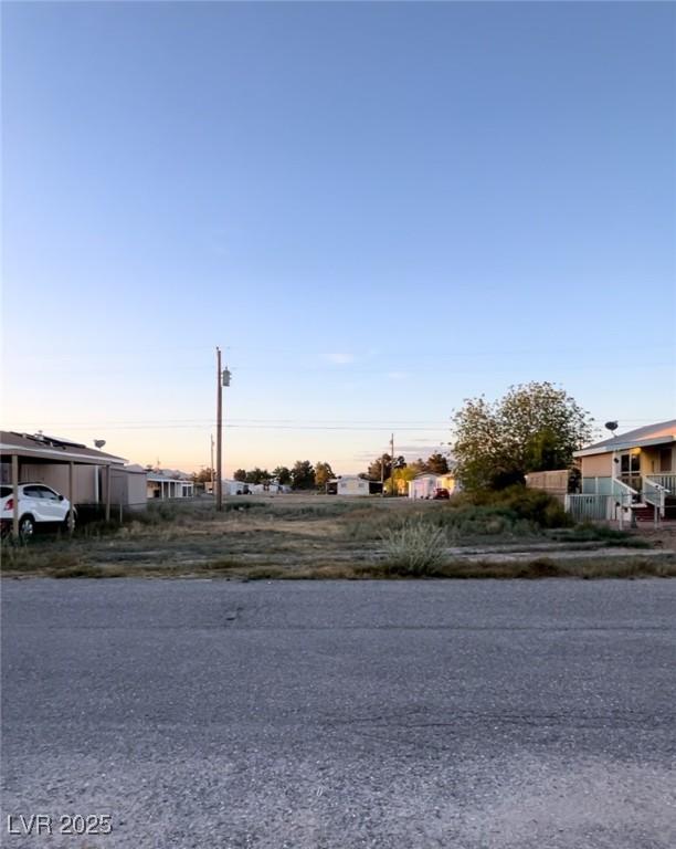 280 W Liberty St, Pahrump, NV 89048 - photo 1