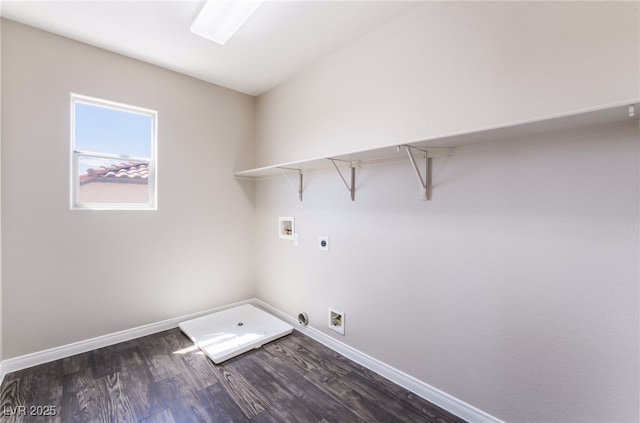 laundry area featuring laundry area, baseboards, hookup for a washing machine, gas dryer hookup, and hookup for an electric dryer