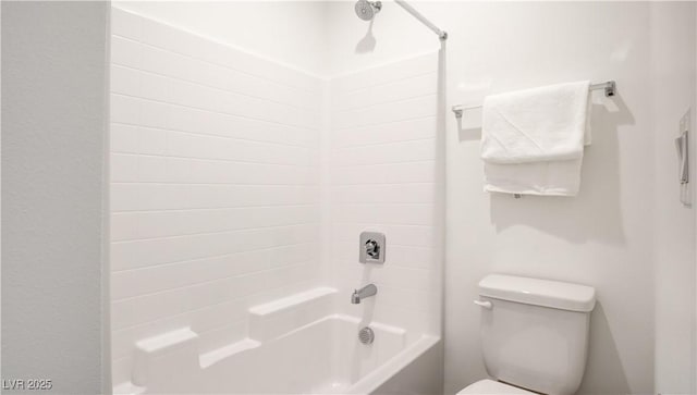 1187 Blossom Point St Unit 36, Las Vegas, NV 89135 - bathroom with washtub / shower combination and toilet