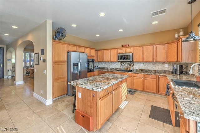 664 Blue Crystal Creek Rd, Henderson, NV 89002
