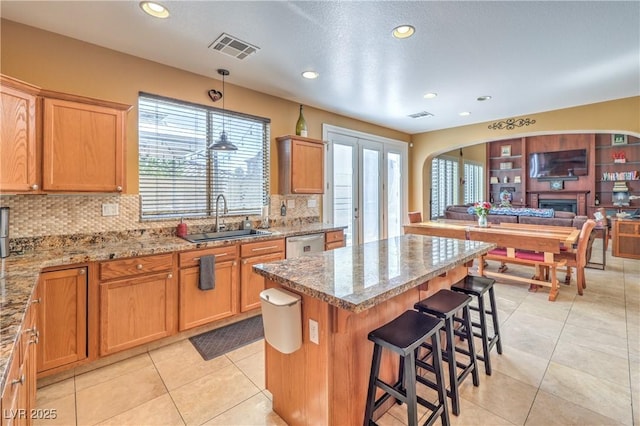 664 Blue Crystal Creek Rd, Henderson, NV 89002
