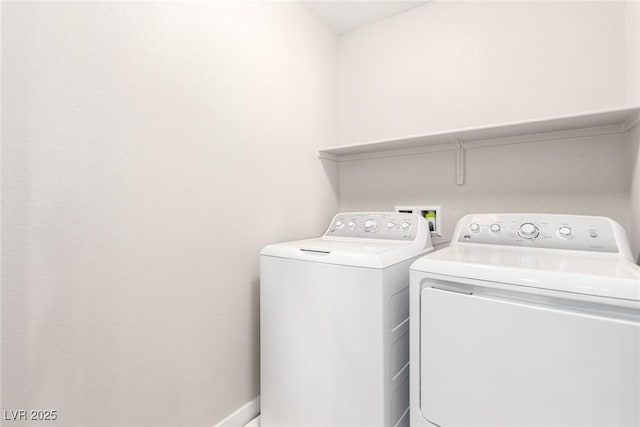 1049 Williamtown Ave, North Las Vegas, NV 89084 - laundry area featuring washer and dryer, laundry area, and baseboards
