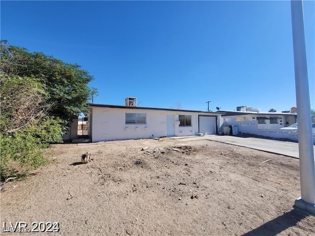 4808 Everman Dr, Las Vegas, NV 89122 - photo 2