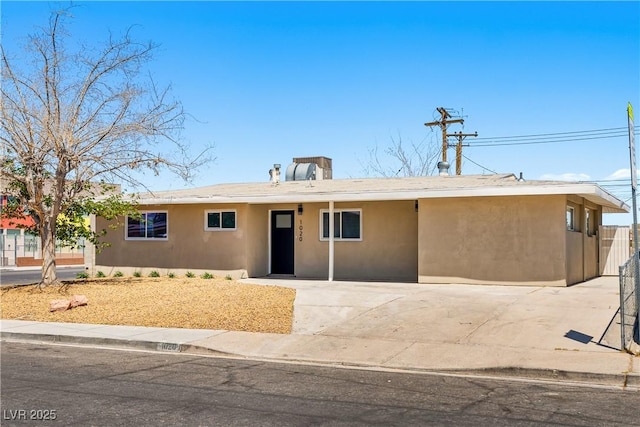 1020 Baker Ave, Las Vegas, NV 89108 - ranch-style home featuring stucco siding