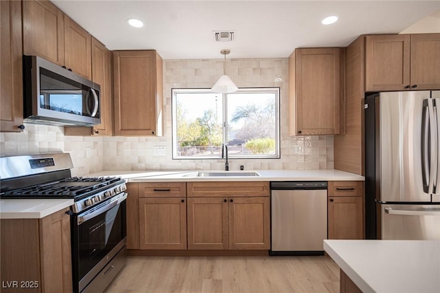 9817 Kernville Dr, Las Vegas, NV 89134 - photo 2